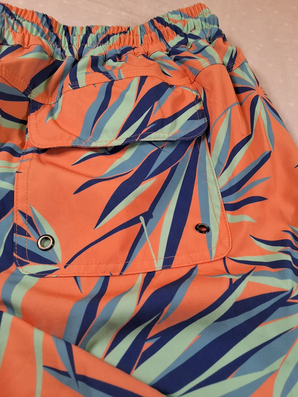Men's Coral Tropical Print Swim Trunks - Elastic Waist